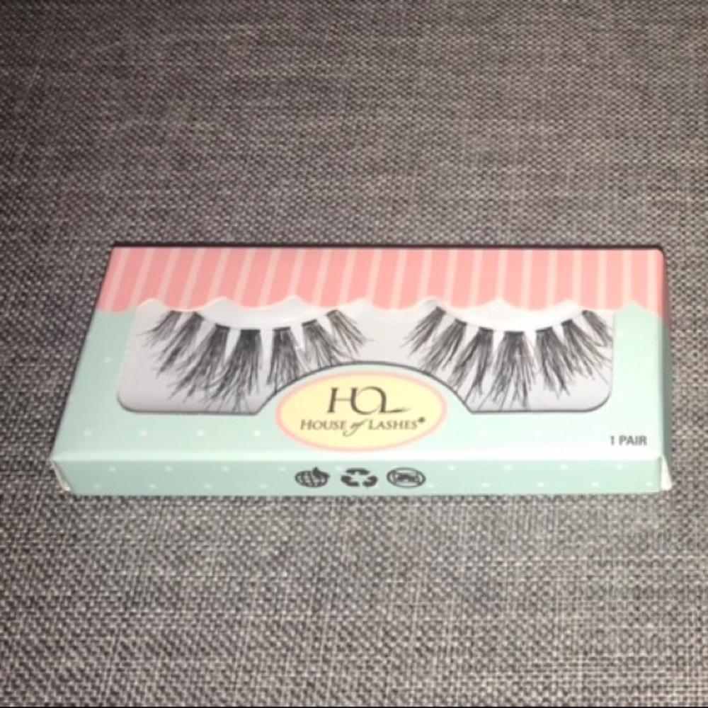 House of Lashes falsies in Bambi